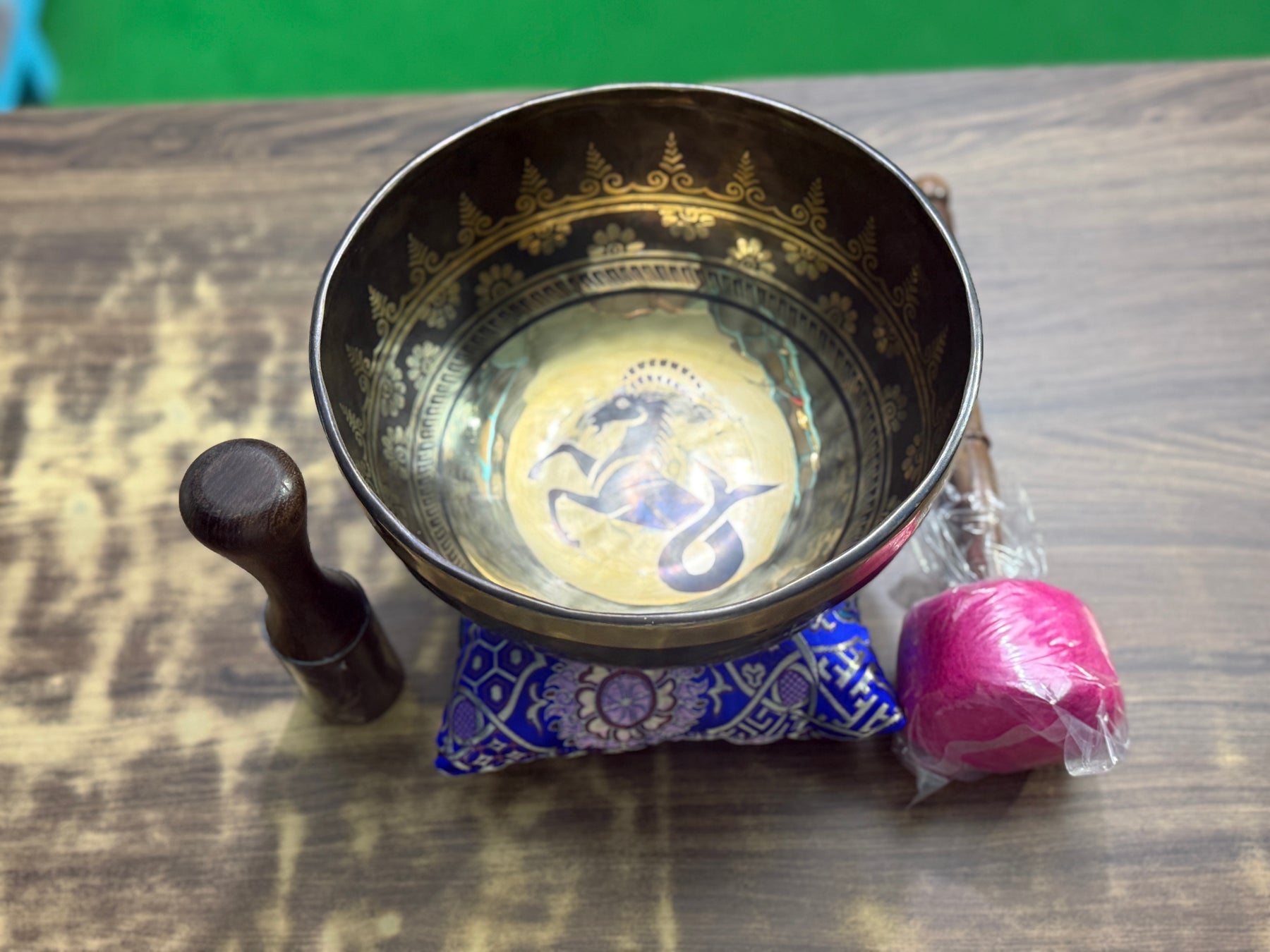 The Capricorn Singing Bowl - 9 inch Large | Handmade In Nepal