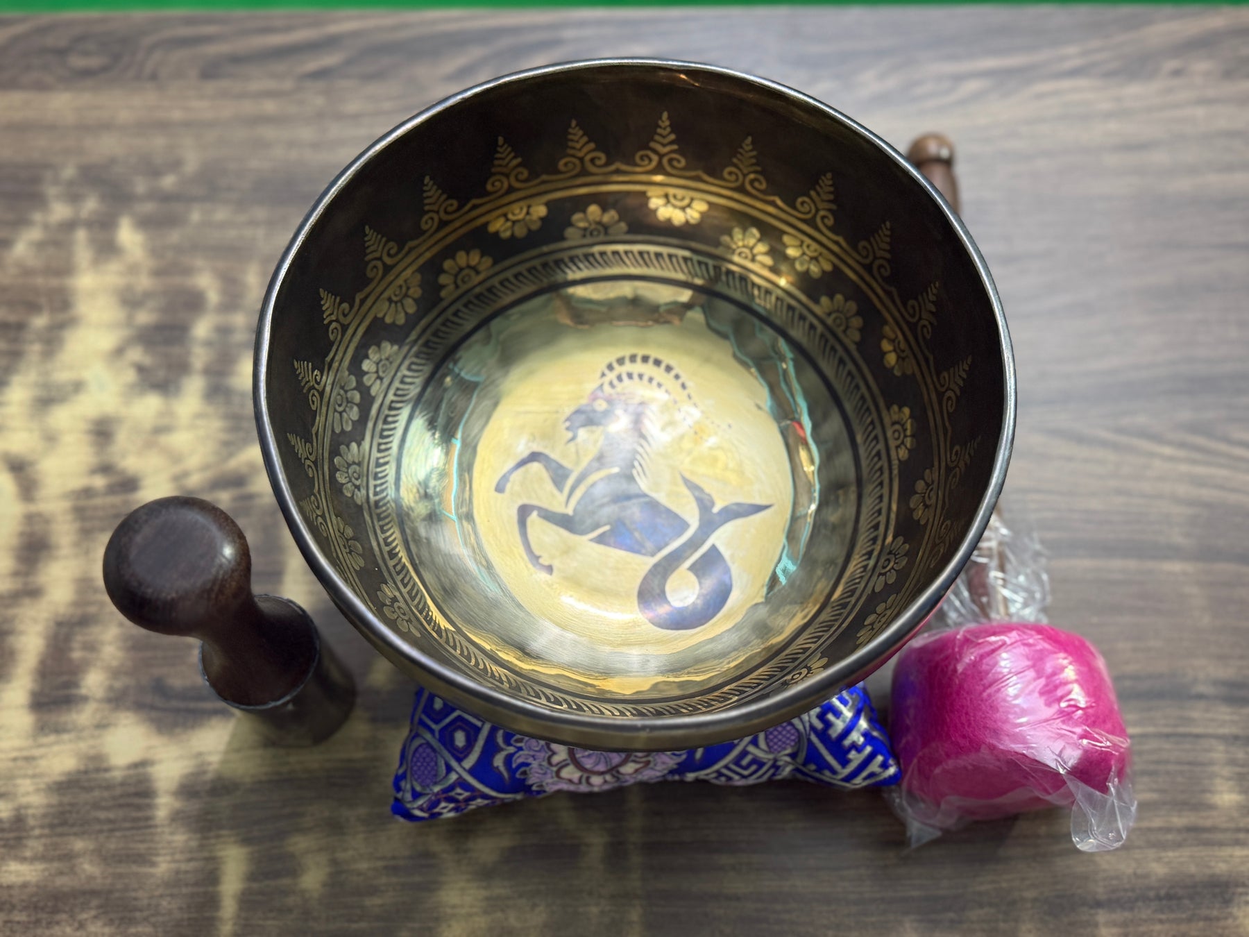 The Capricorn Singing Bowl - 9 inch Large | Handmade In Nepal