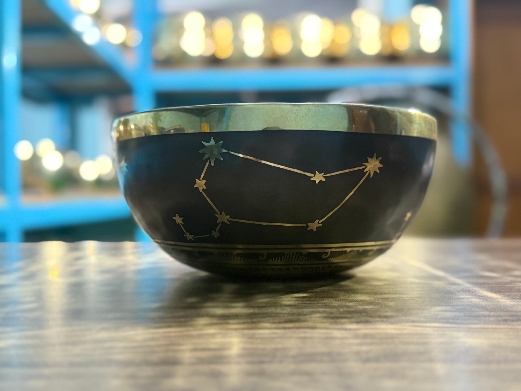 The Leo Singing Bowl - 9 inch Large | Handmade In Nepal
