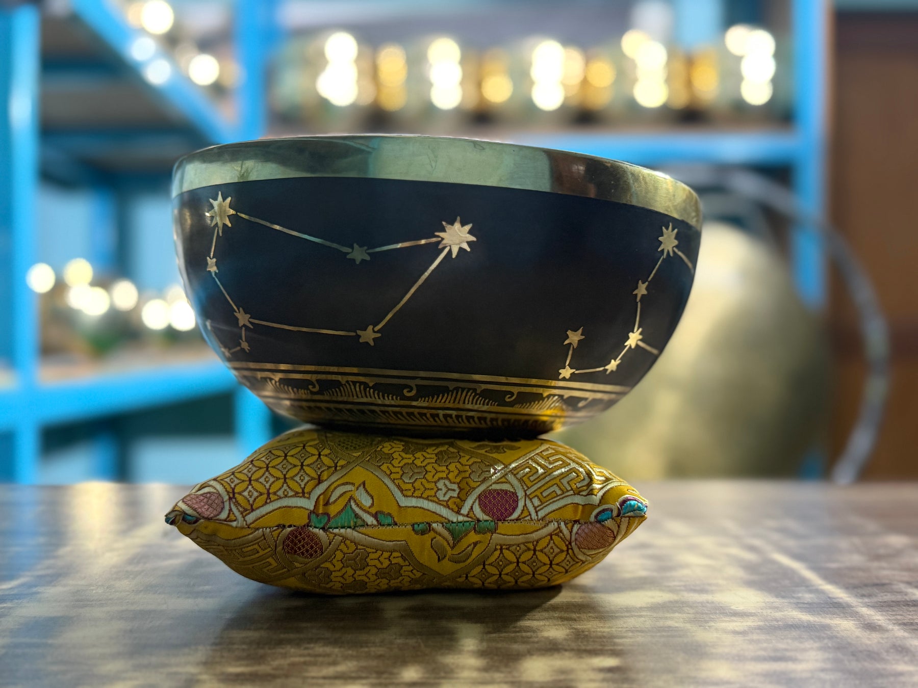The Leo Singing Bowl - 9 inch Large | Handmade In Nepal