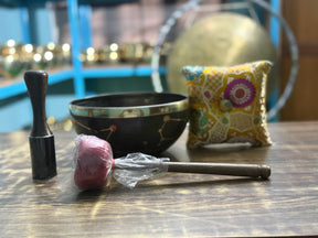 The Leo Singing Bowl - 9 inch Large | Handmade In Nepal
