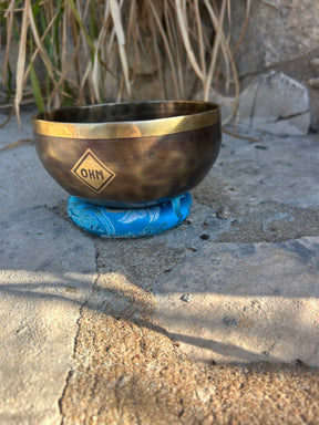 C Note 4th Octave - Legacy Collection Handmade Bronze Makers Mark Singing Bowl