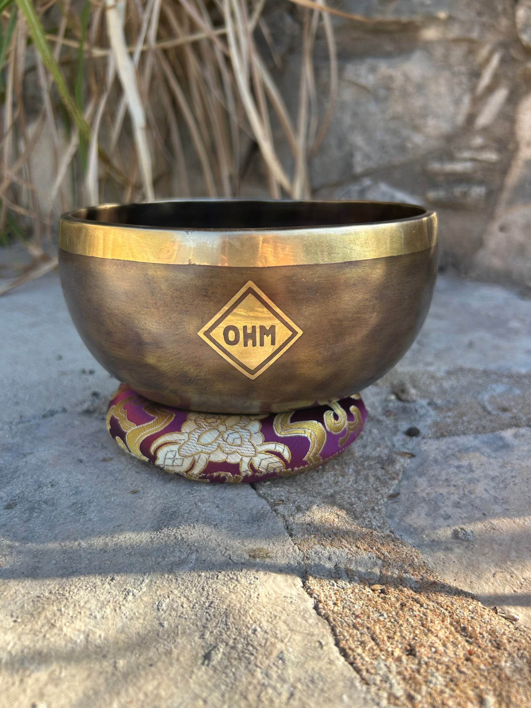 D Note 4th Octave - Legacy Collection Handmade Bronze Makers Mark Singing Bowl