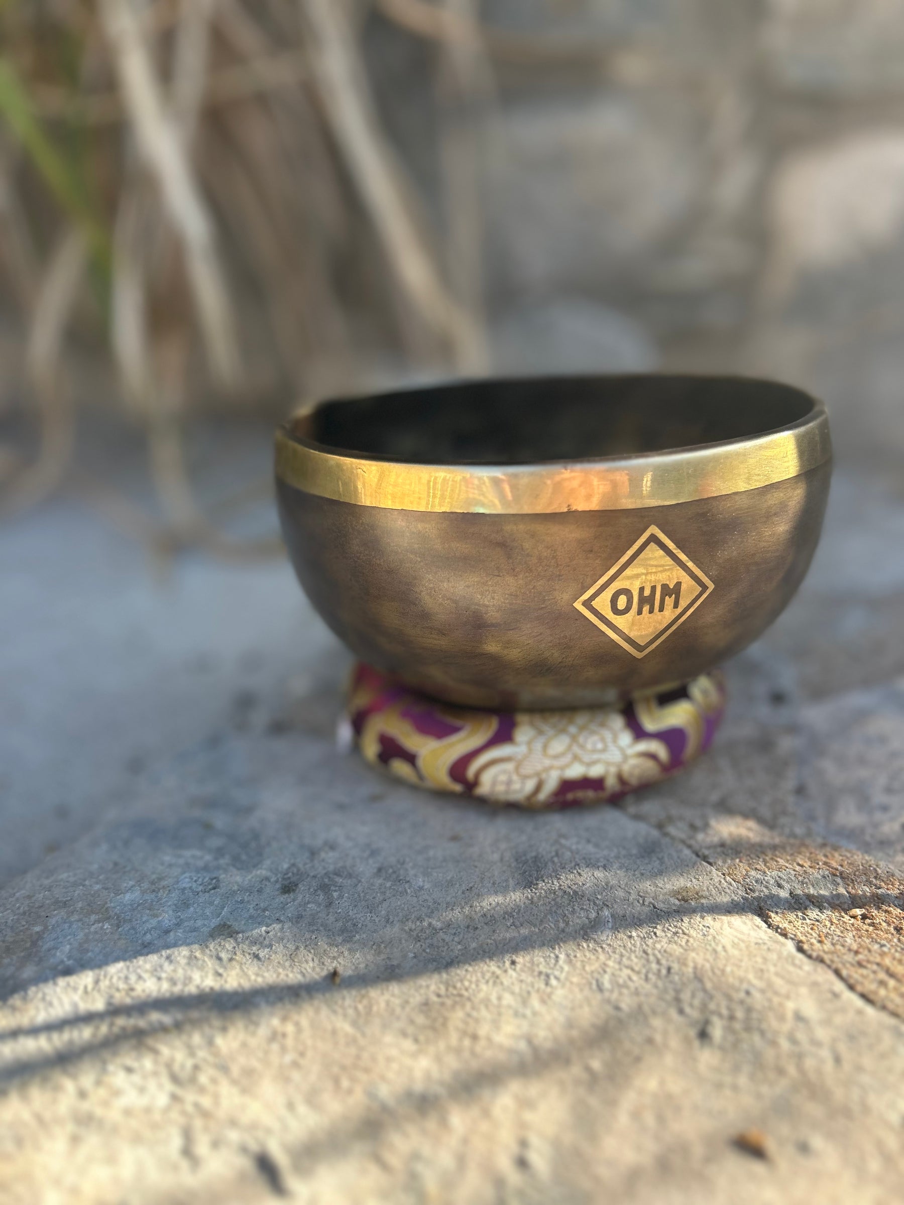 D Note 4th Octave - Legacy Collection Handmade Bronze Makers Mark Singing Bowl