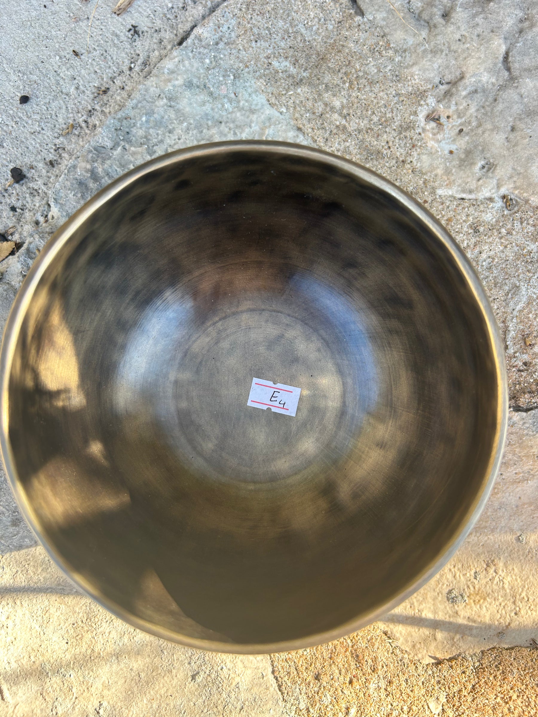 E Note 4th Octave - Legacy Collection Handmade Bronze Makers Mark Singing Bowl