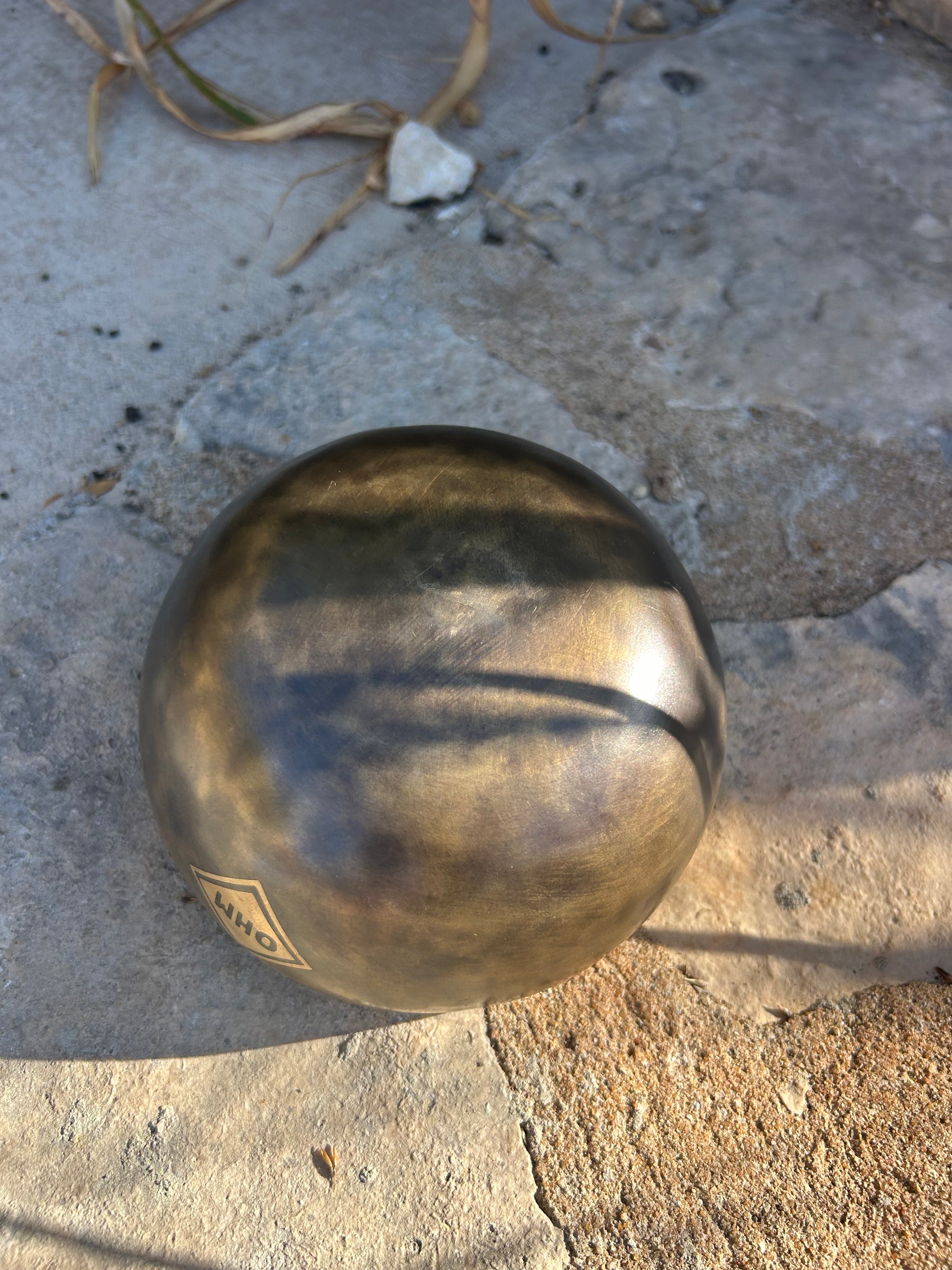 E Note 4th Octave - Legacy Collection Handmade Bronze Makers Mark Singing Bowl