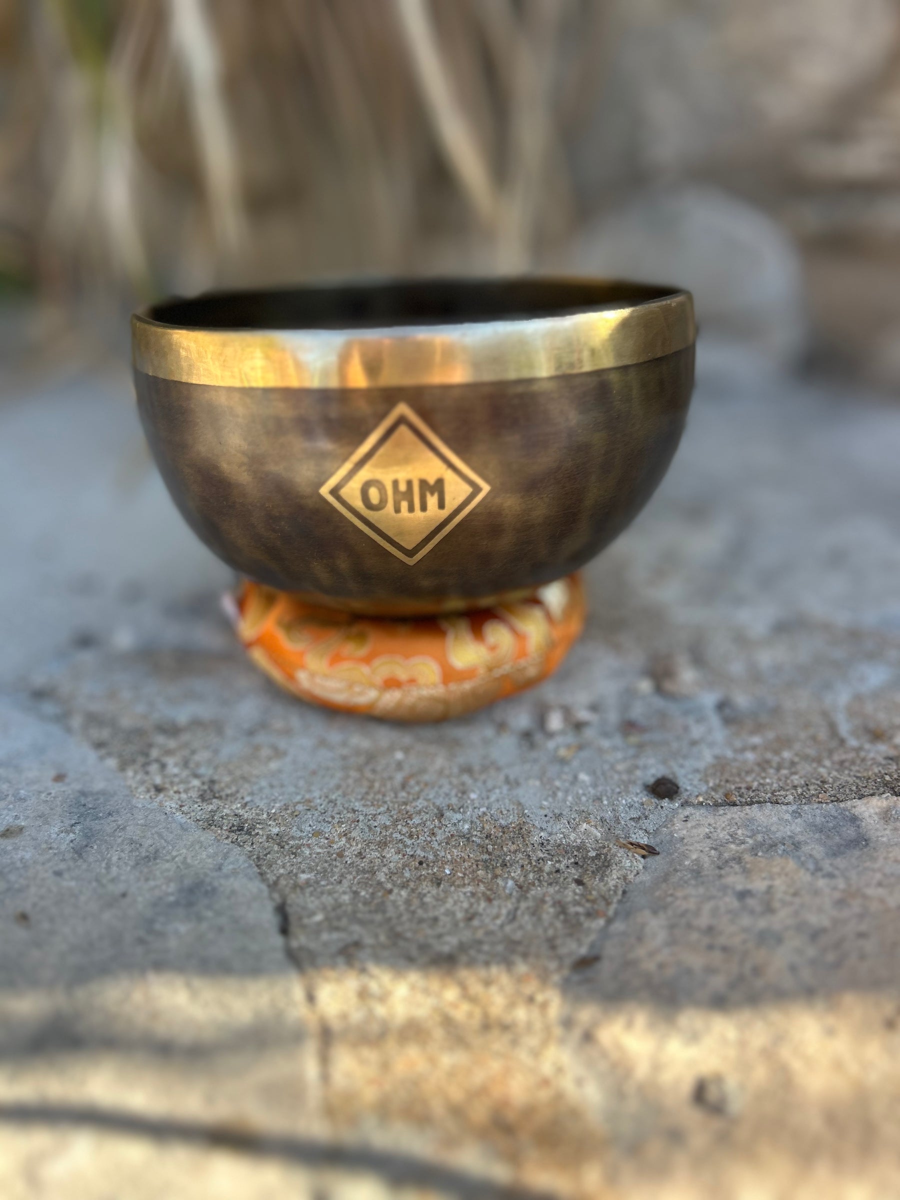 F Note 4th Octave - Legacy Collection Handmade Bronze Makers Mark Singing Bowl