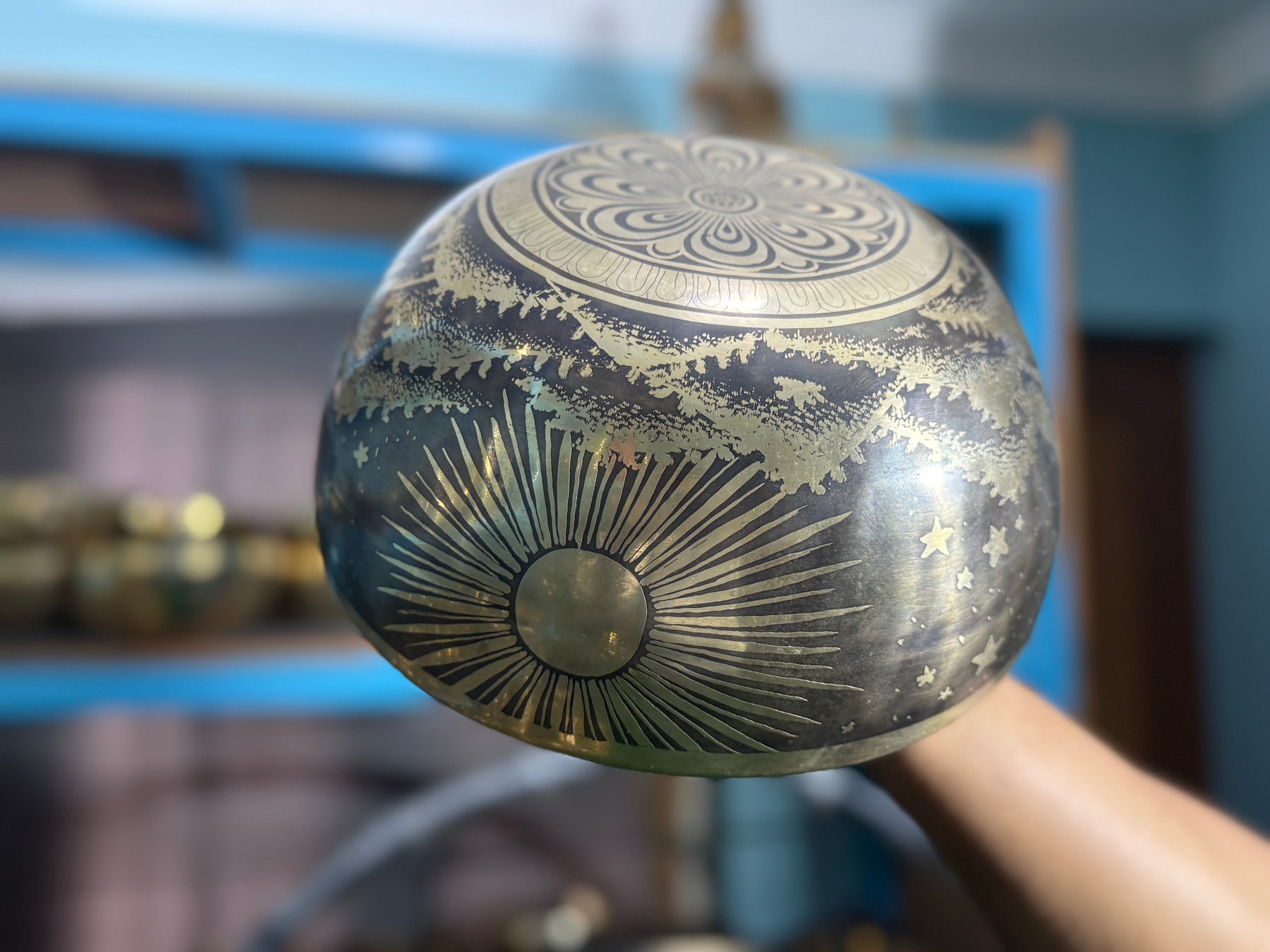 The Peeking Sun Bowl 9 Inch Special Edition Singing Bowl