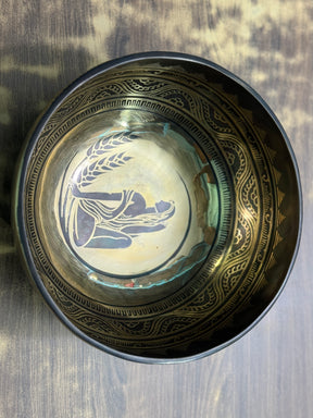 The Virgo Singing Bowl - 9 inch Large | Handmade In Nepal