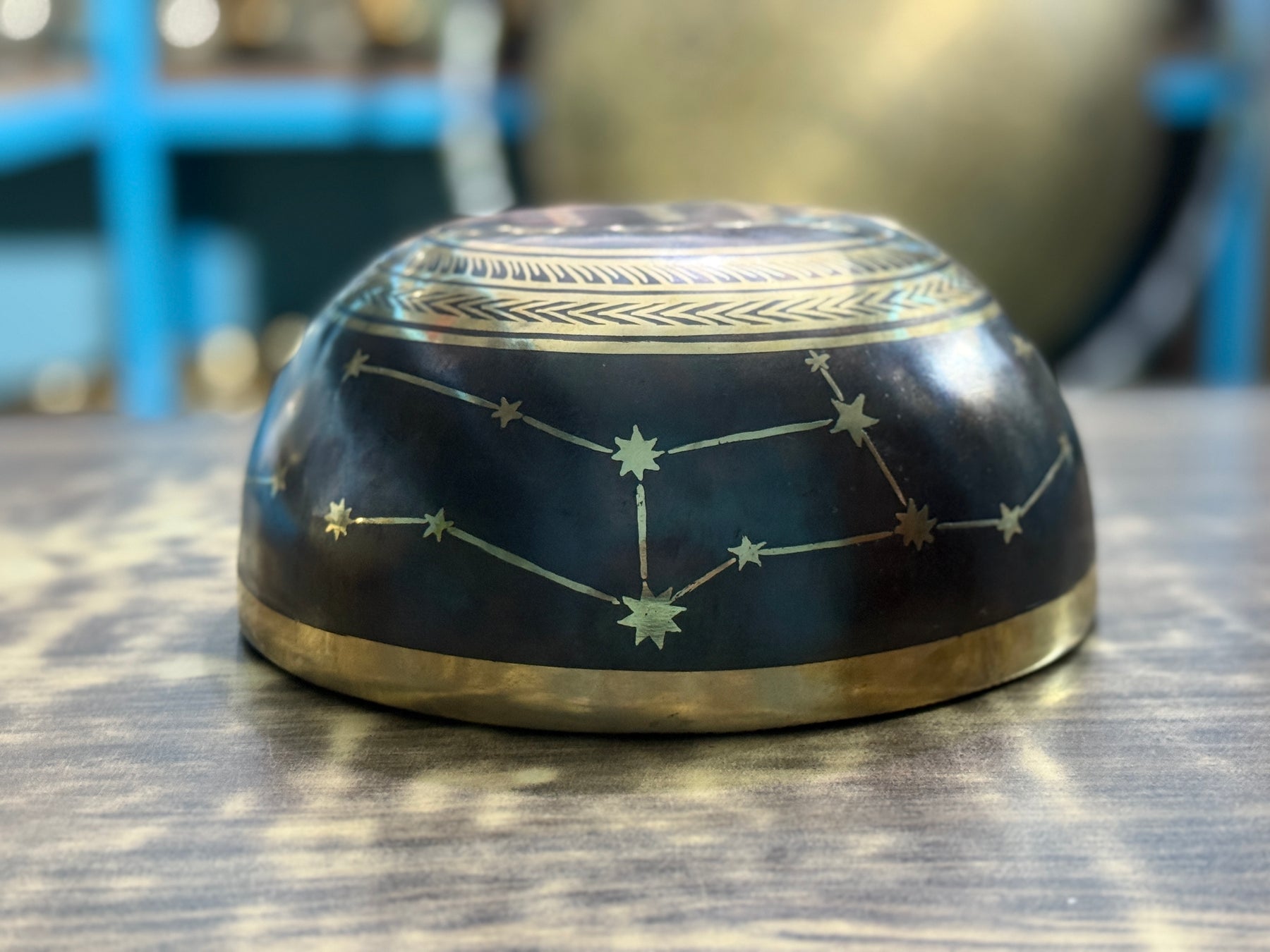 The Virgo Singing Bowl - 9 inch Large | Handmade In Nepal