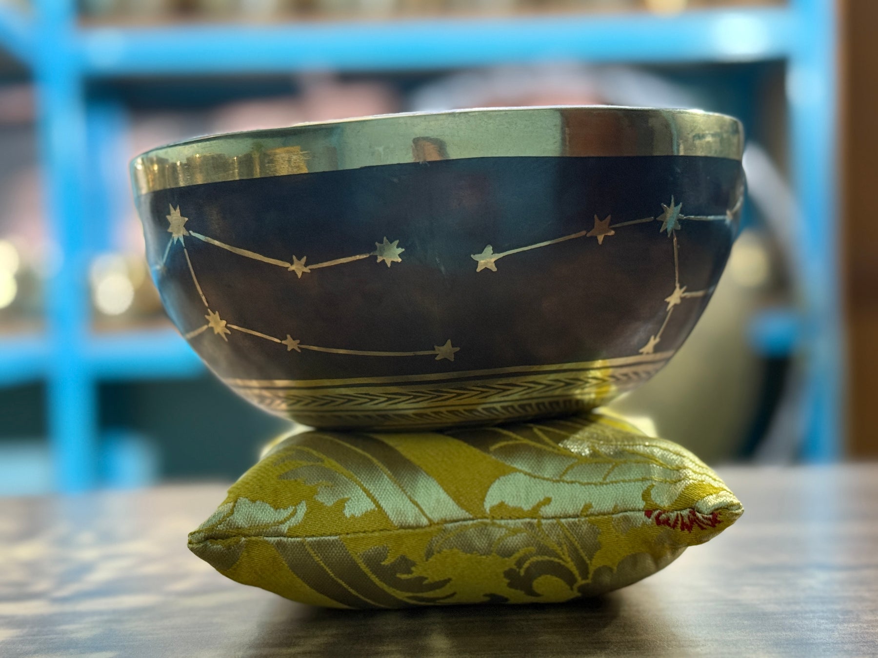 The Virgo Singing Bowl - 9 inch Large | Handmade In Nepal