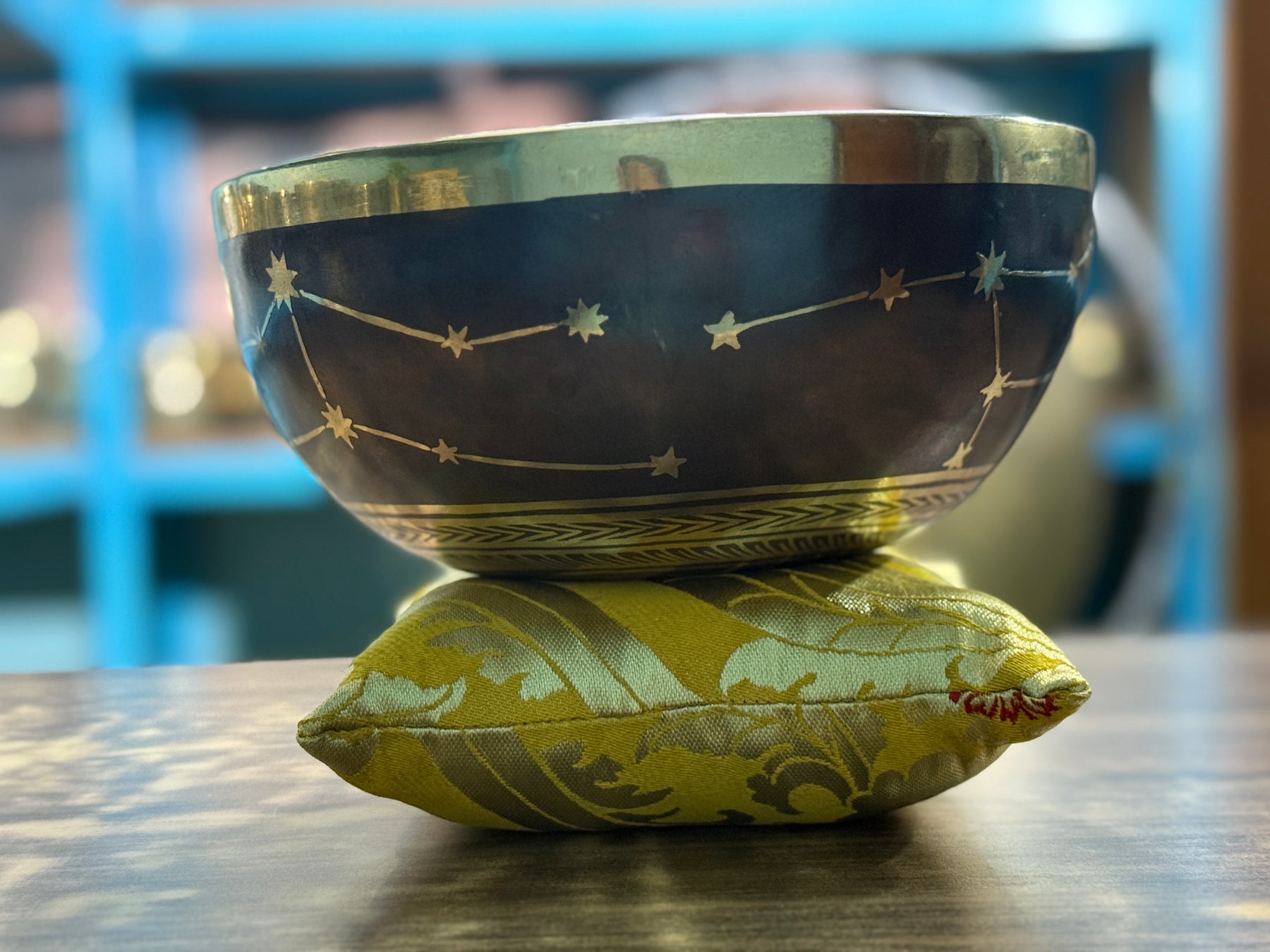 The Virgo Singing Bowl - 9 inch Large | Handmade In Nepal