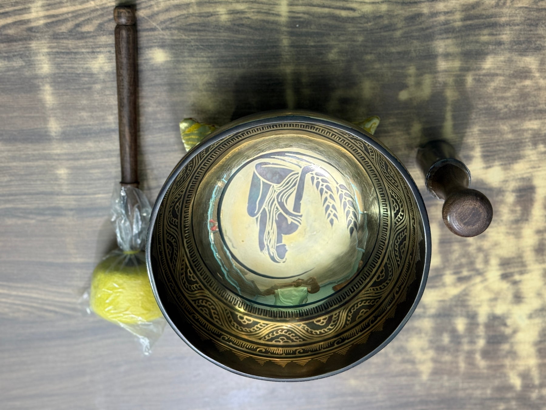 The Virgo Singing Bowl - 9 inch Large | Handmade In Nepal