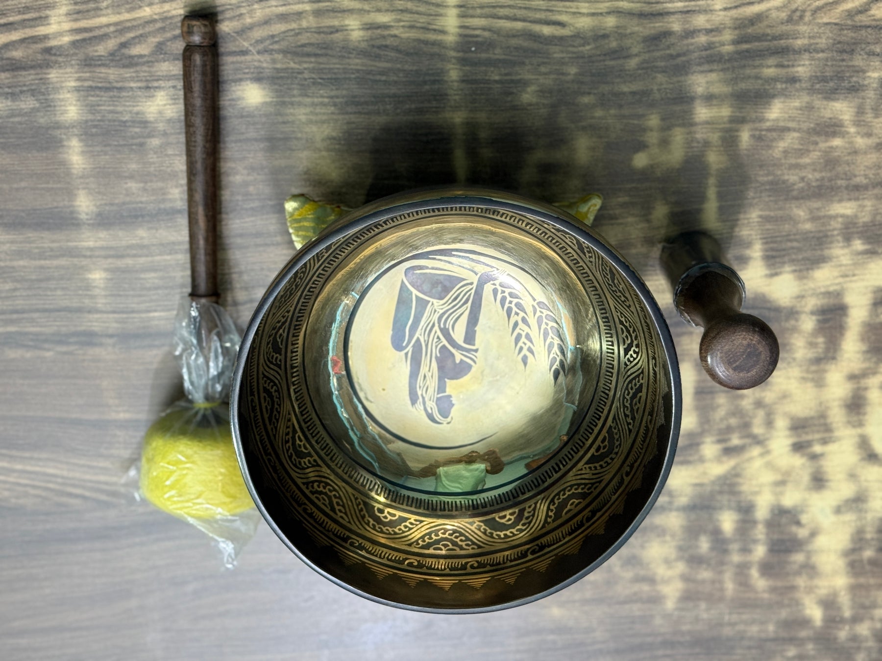 The Virgo Singing Bowl - 9 inch Large | Handmade In Nepal