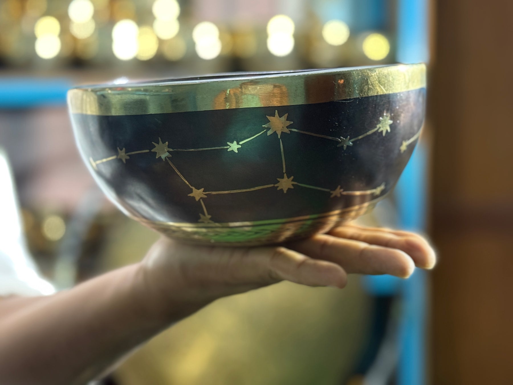 The Virgo Singing Bowl - 9 inch Large | Handmade In Nepal