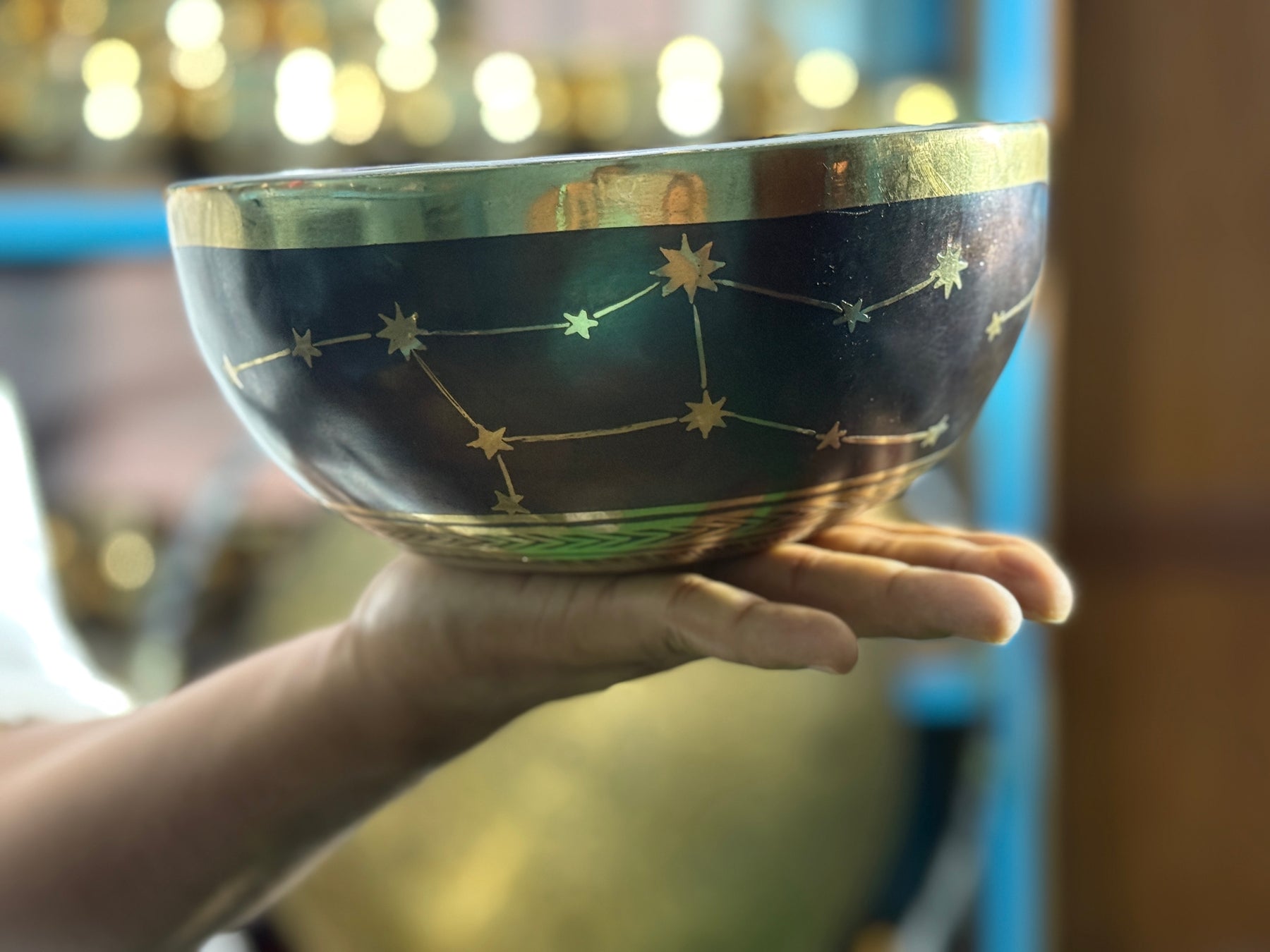 The Virgo Singing Bowl - 9 inch Large | Handmade In Nepal