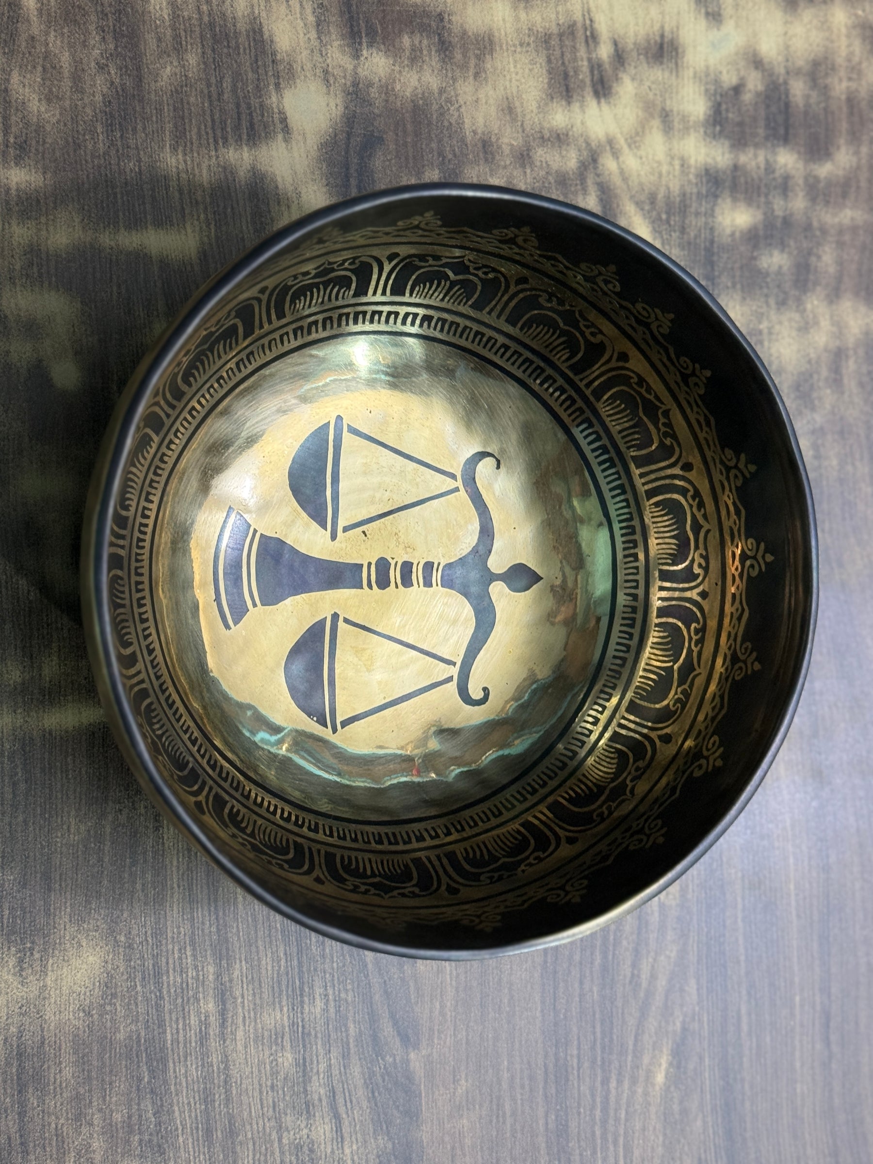 The Libra Singing Bowl - 9 inch Large | Handmade In Nepal