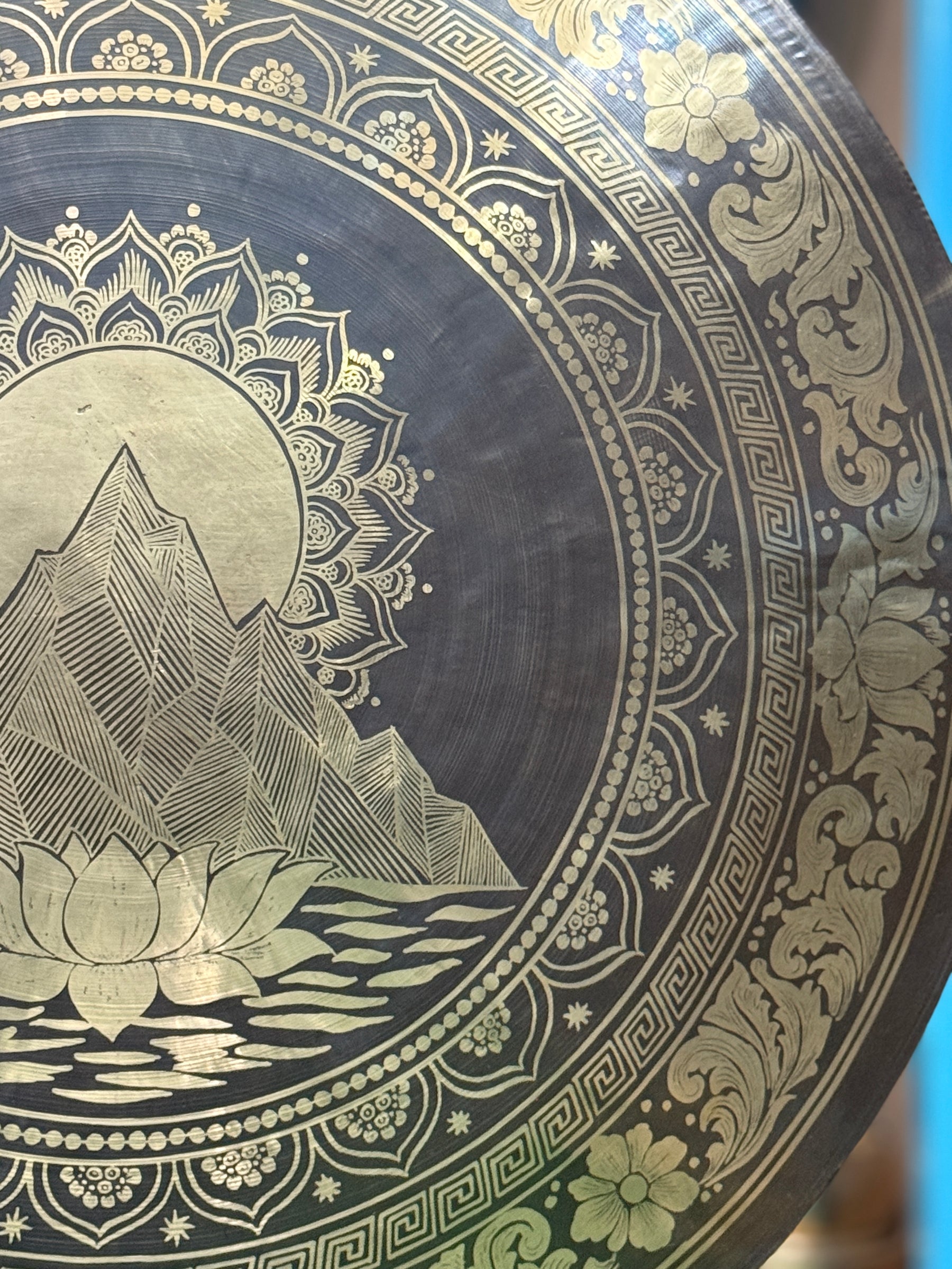 27 Inch Bronze Gong Handmade In Nepal One of One 0010