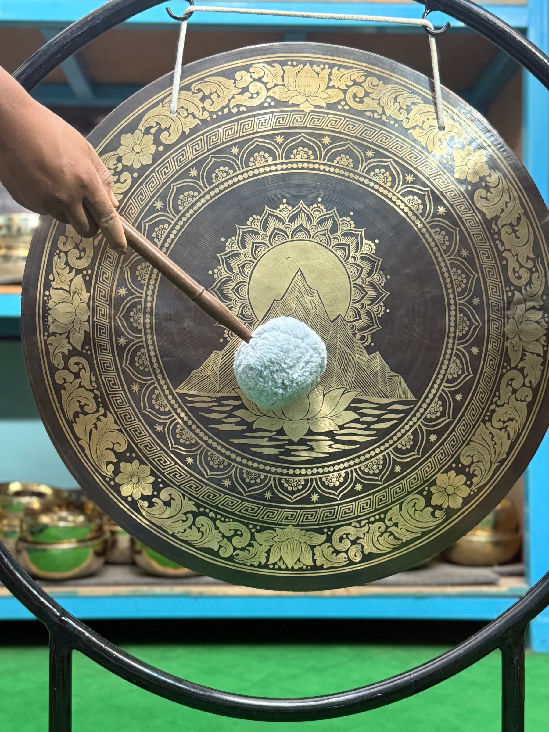 27 Inch Bronze Gong Handmade In Nepal One of One 0010