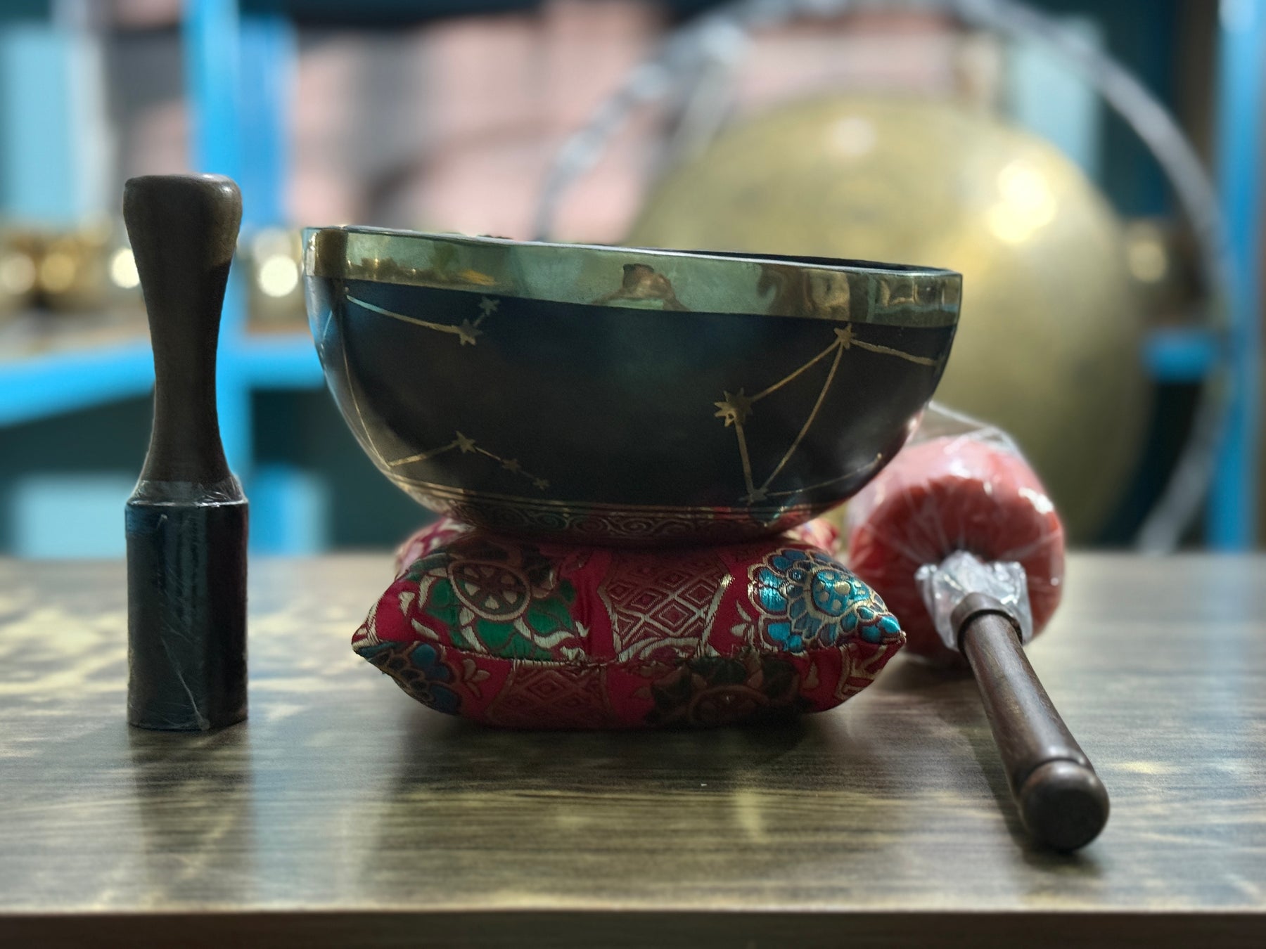 The Libra Singing Bowl - 9 inch Large | Handmade In Nepal