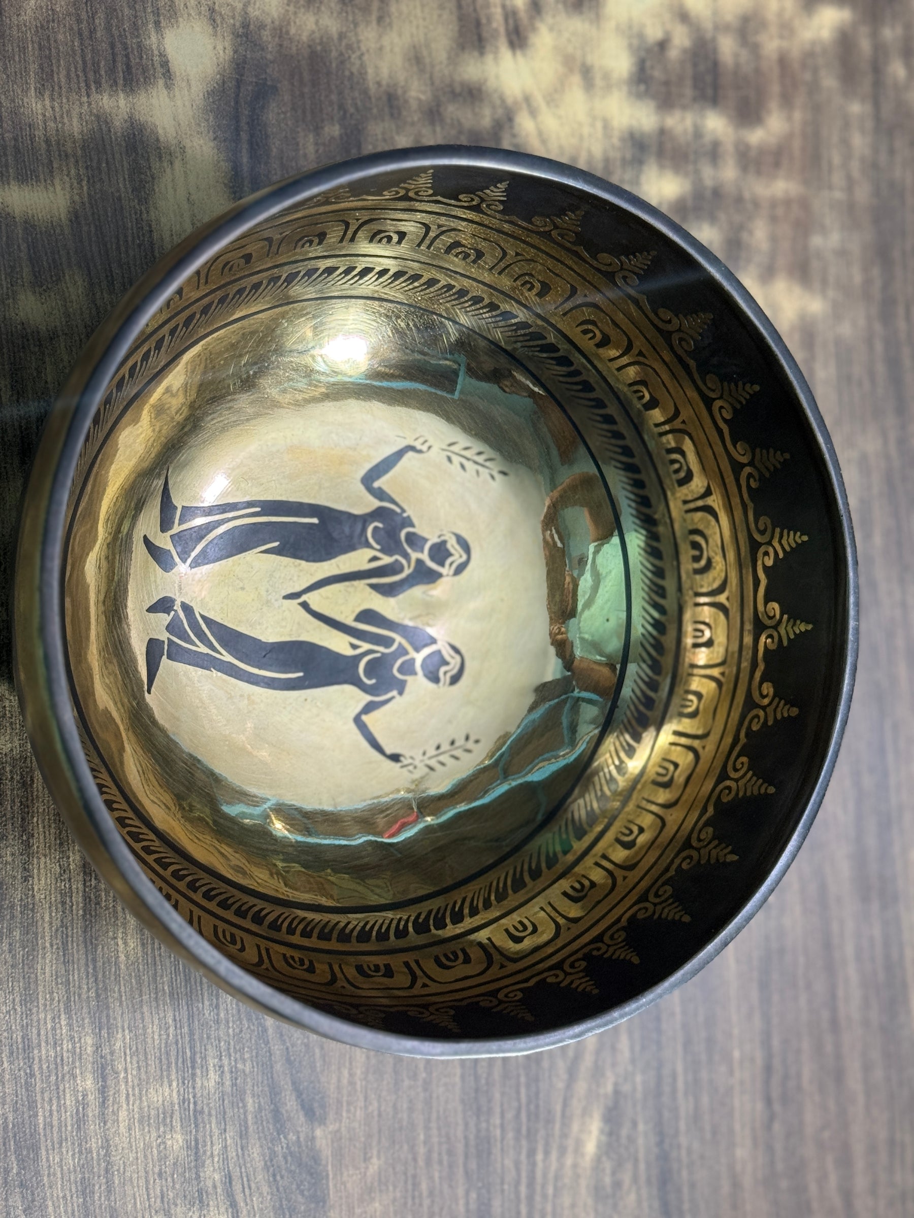 The Gemni Singing Bowl - 9 inch Large | Handmade In Nepal