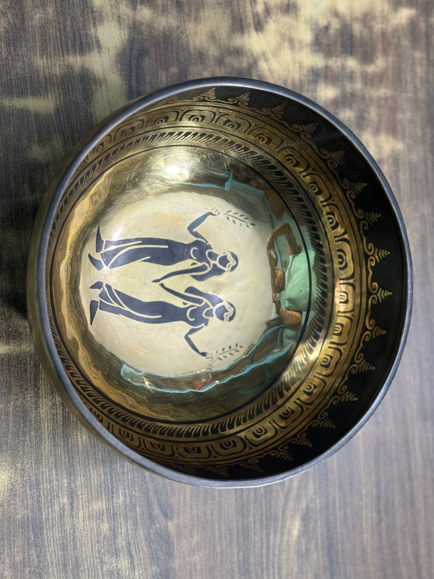 The Gemni Singing Bowl - 9 inch Large | Handmade In Nepal