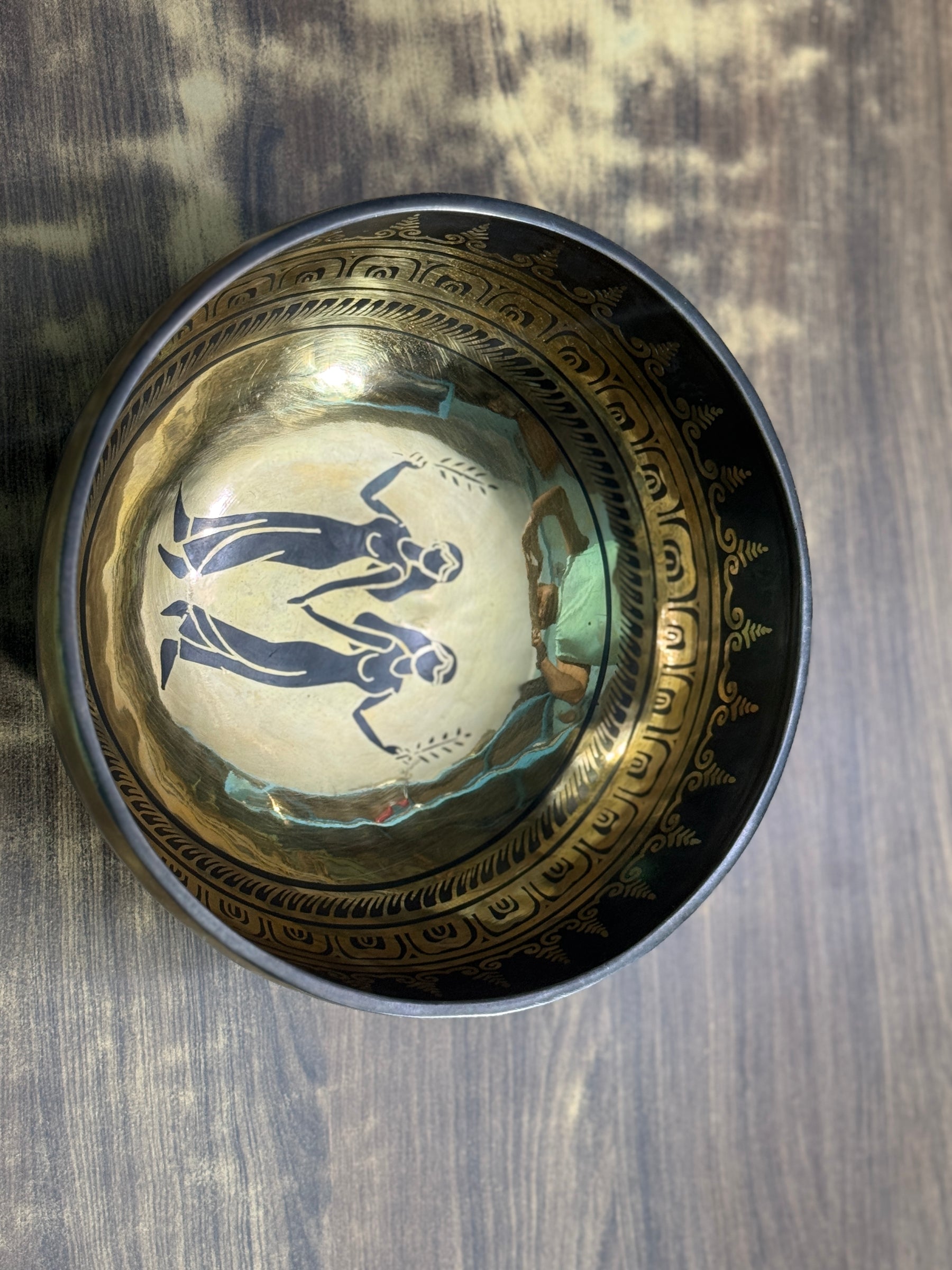 The Gemni Singing Bowl - 9 inch Large | Handmade In Nepal