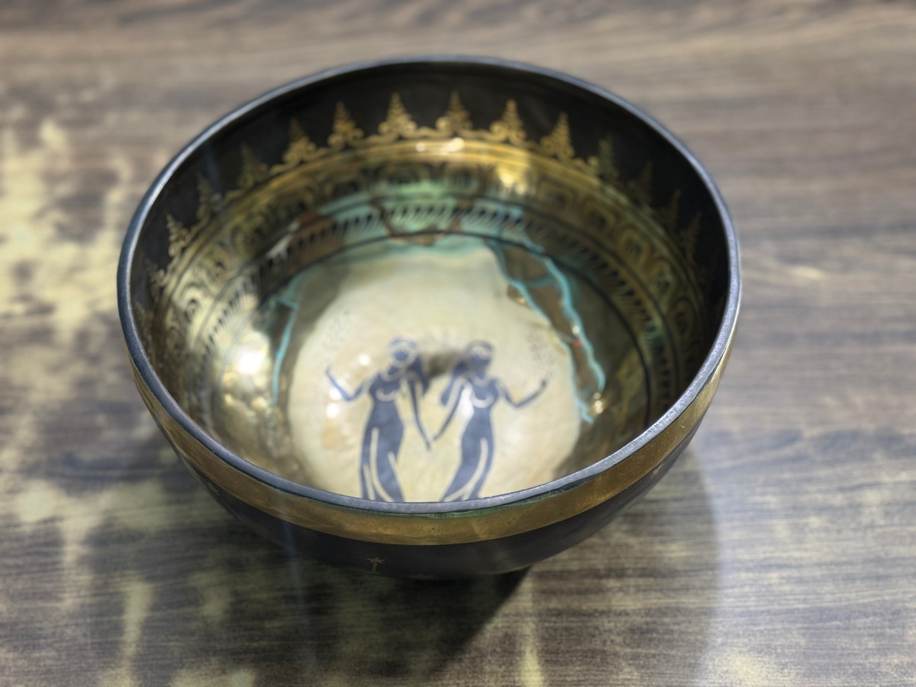 The Gemni Singing Bowl - 9 inch Large | Handmade In Nepal