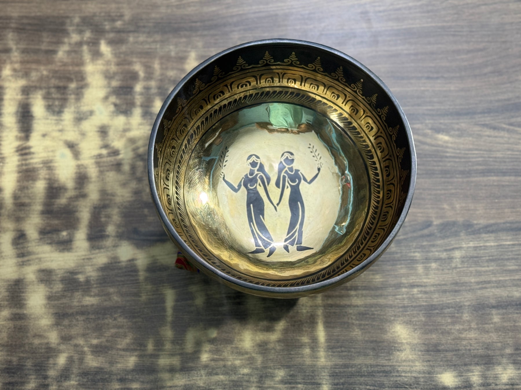 The Gemni Singing Bowl - 9 inch Large | Handmade In Nepal