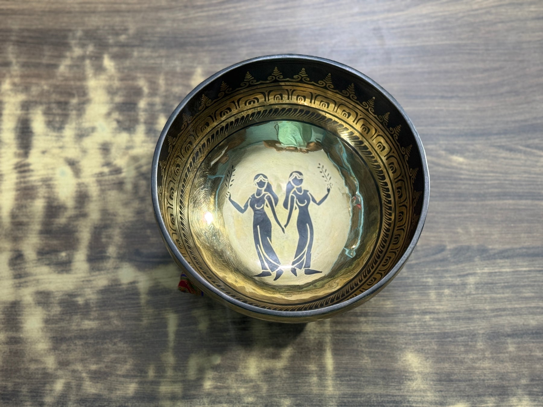 The Gemni Singing Bowl - 9 inch Large | Handmade In Nepal