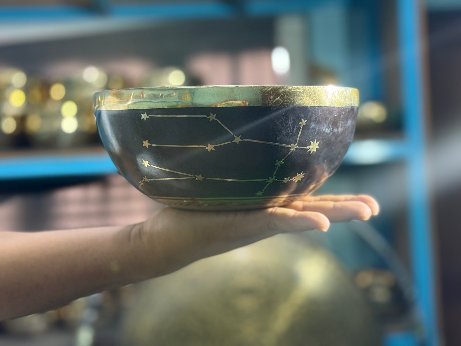 The Gemni Singing Bowl - 9 inch Large | Handmade In Nepal