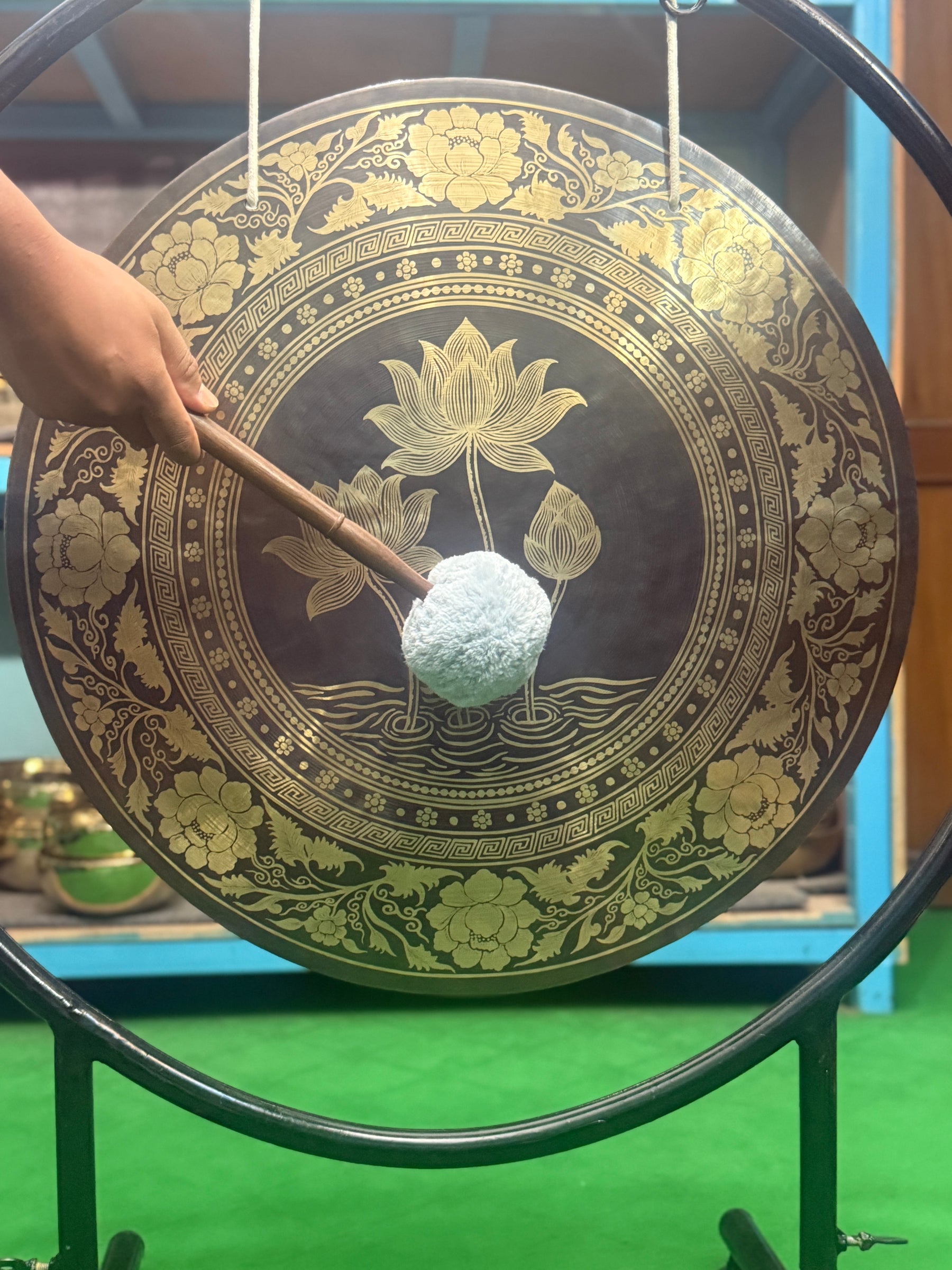 27 Inch Bronze Gong Handmade In Nepal One of One 0017