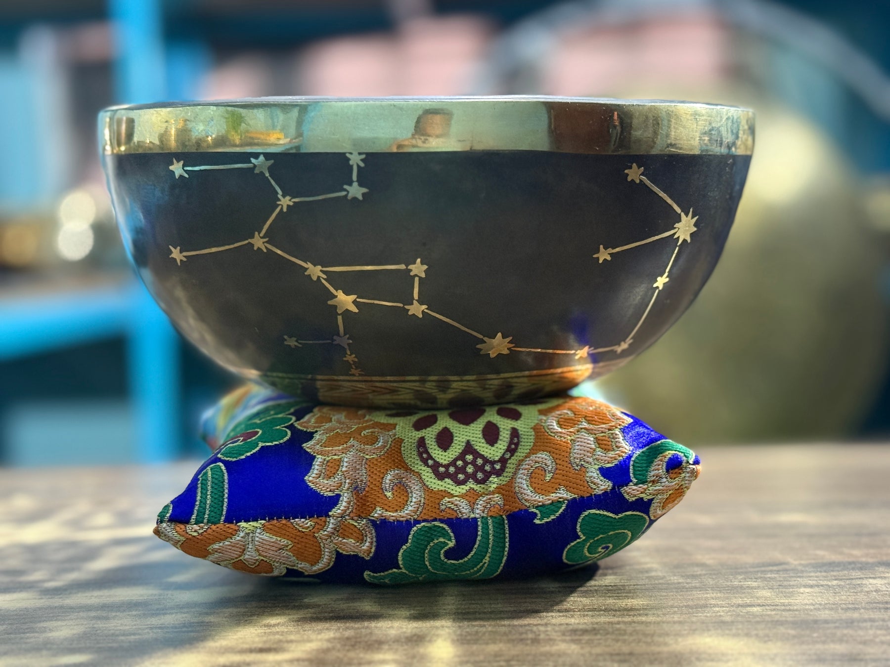 The Sagittarius Singing Bowl - 9 inch Large | Handmade In Nepal
