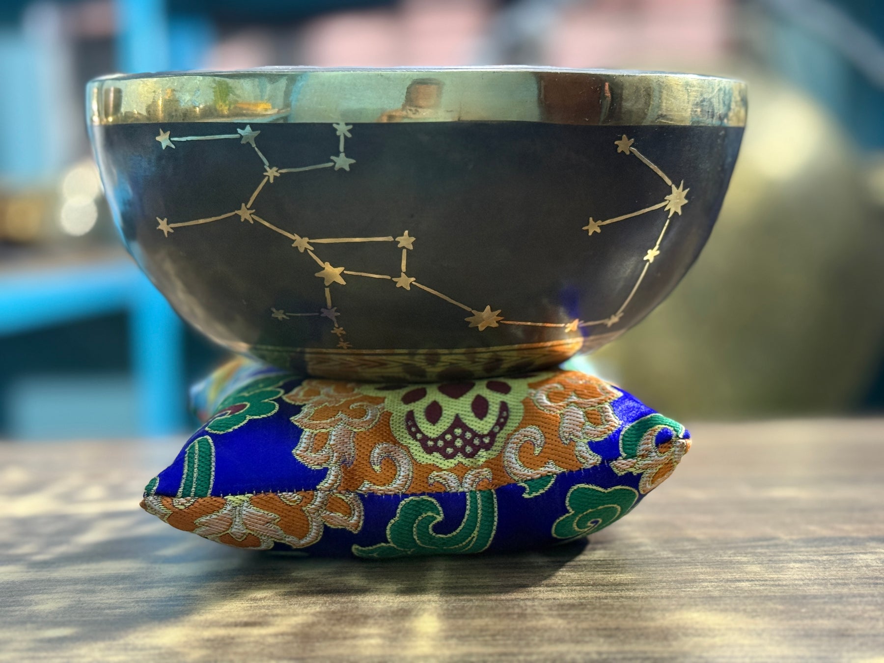 The Sagittarius Singing Bowl - 9 inch Large | Handmade In Nepal