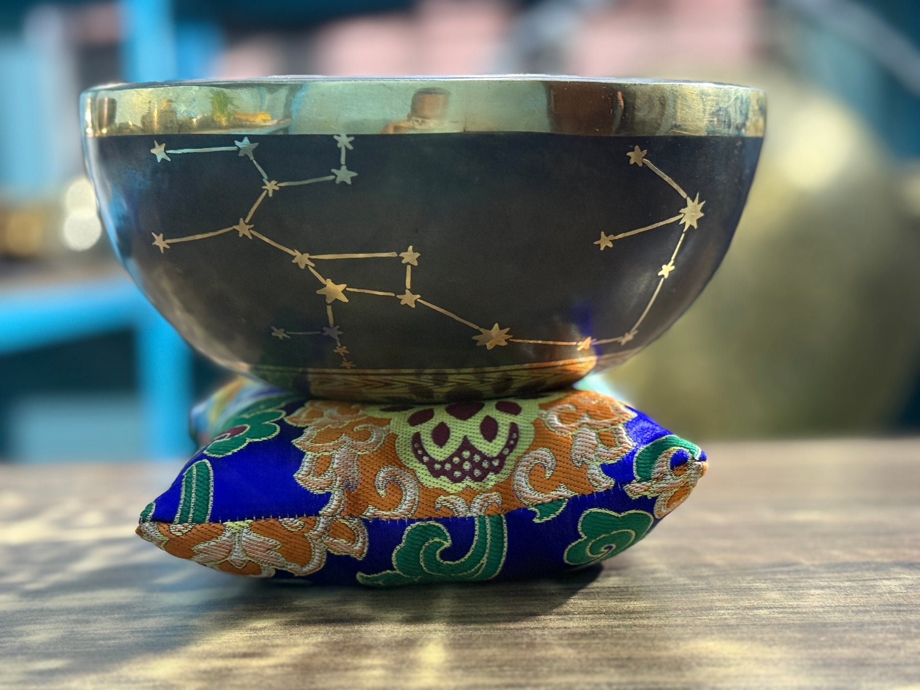 The Sagittarius Singing Bowl - 9 inch Large | Handmade In Nepal