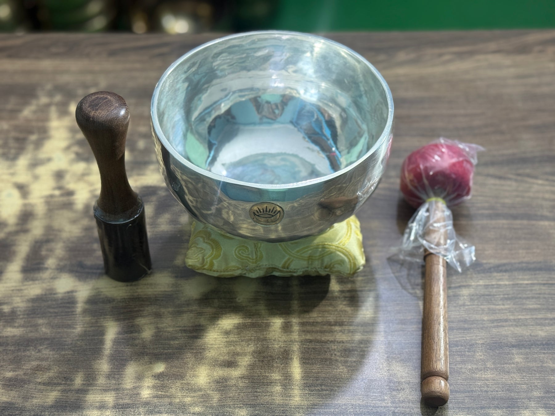The Silver Singing Bowl: 7 inch | Silver Plated Singing Bowl
