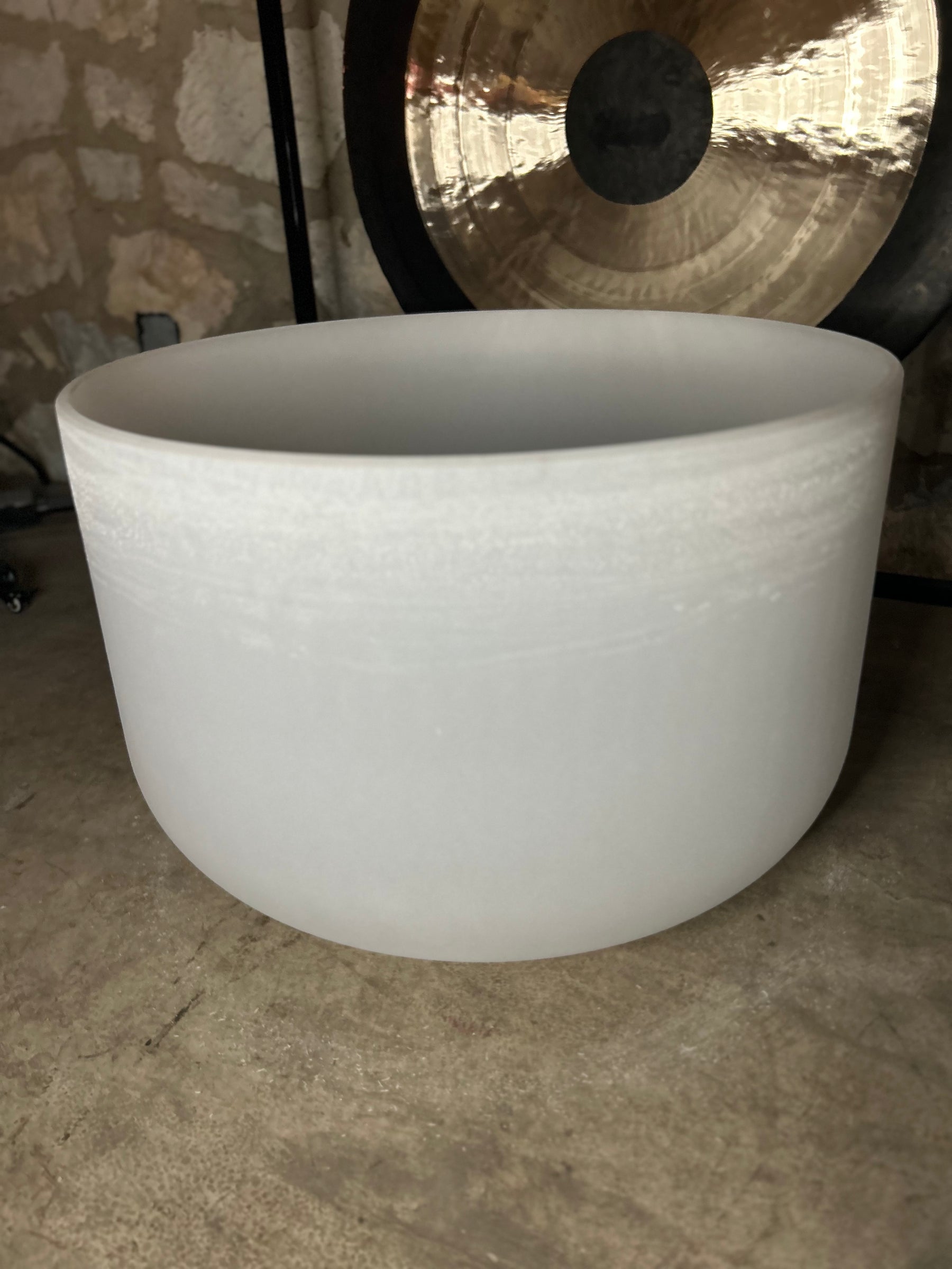 The Largest Crystal Singing Bowl In The World: 32 Inch Diameter First Octave Resonant Instrument
