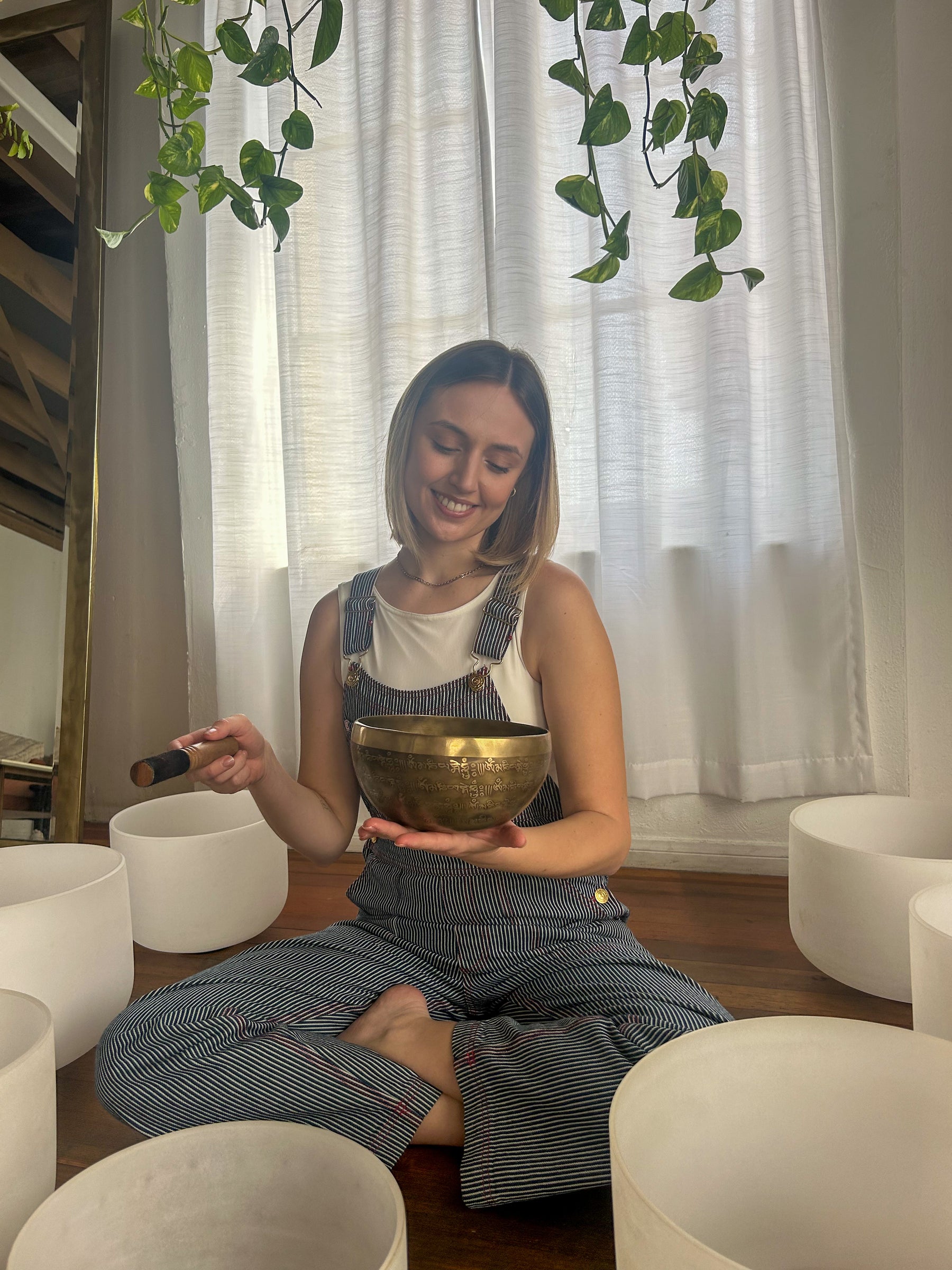 The Foundations Of Sound Starter Set: 2 Bronze Singing Bowls And How To Play Course