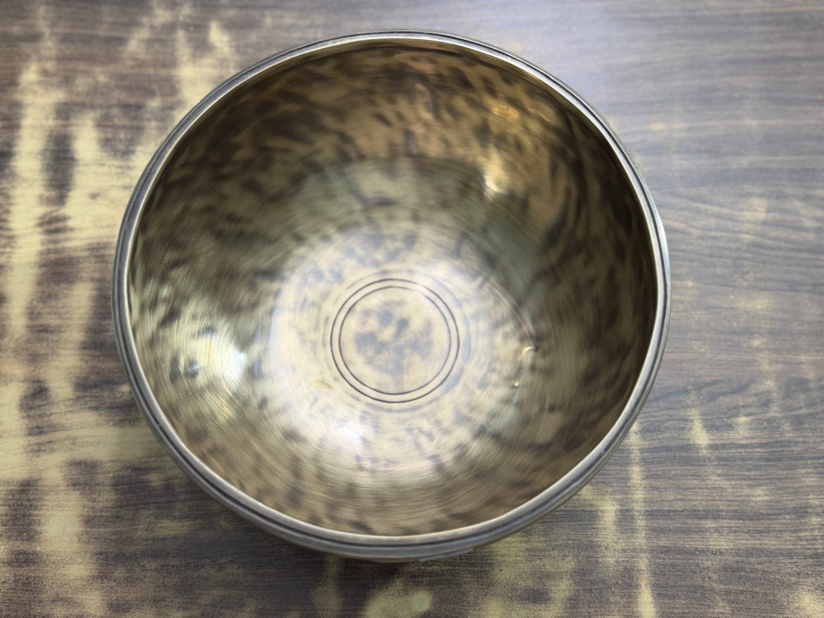 8.9" A Tone 3rd Octave Bronze 01083