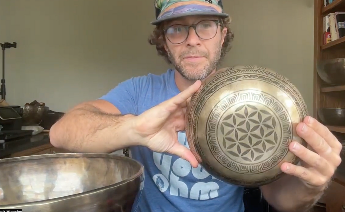 Perfect Fifth Bowl Pair: 8.5" E and 12" A 0027