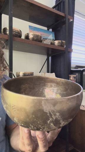 CUSTOM-0015 one of one singing bowl video