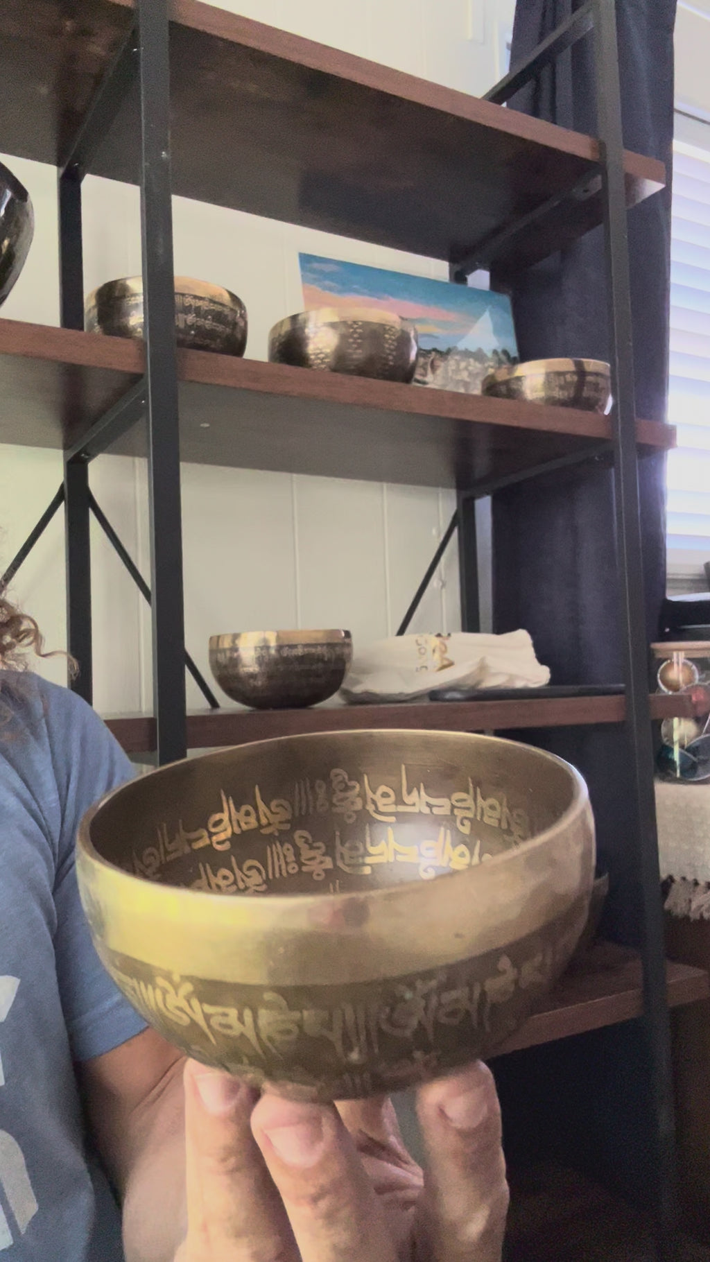 CUSTOM-0016 one of one singing bowl video